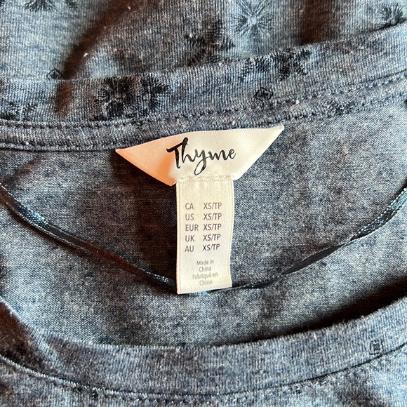 Thyme Maternity Zip-Front Nursing Top - Picture 4 of 4